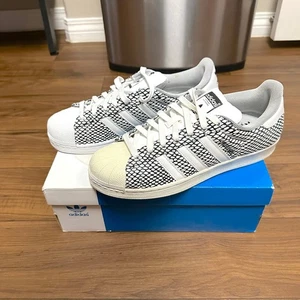 Adidas MENS sz 9 Superstar Snake Reptile Black & White s82731 - Picture 1 of 12