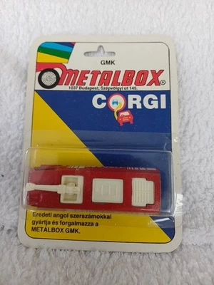 Corgi Juniors GMK Metalbox Hungarian Licenced Chubb Pathfinder Sealed On Card - Image 1 of 4