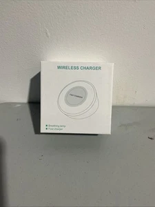 RAVPower Fast Wireless Charger 10W Max with QC 3.0 Adapter RP-PC058 - Picture 1 of 2