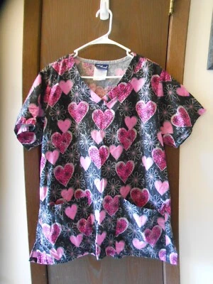 WOMEN'S TAFFORD UNIFORMS SHORT SLEEVE BLACK MULTI-COLOR SCRUB TOP SIZE L - Image 1 of 4