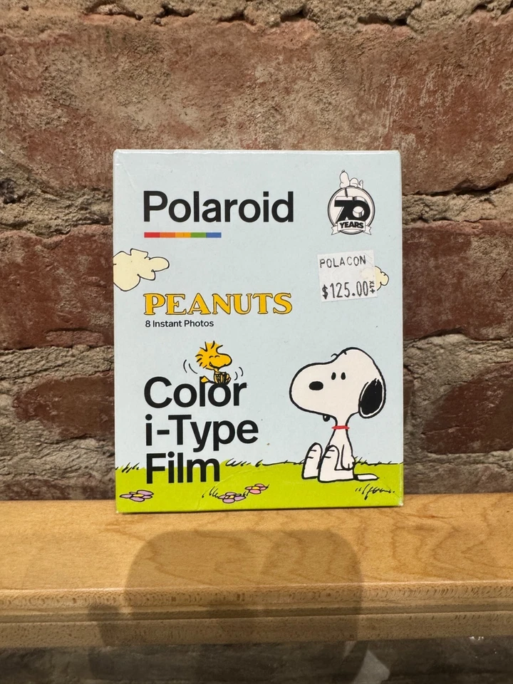 Polaroid Originals i-Type Color Film - Peanuts Edition 8 Photos - Image 1 of 1