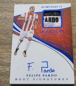 2020 Immaculate Soccer Felipe Pardo boot signatures 1/12 Olympiacos - Bild 1 von 2