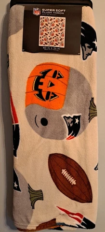 *NEW* 🏈 New England Patriots Super Soft Plush Throw 60" X 70" 🏈 Cover