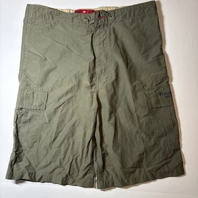 TOMMY JEANS Bermuda Cargo Corto Verde Oliva Talla XL Para Hombre Foto 1 de 4