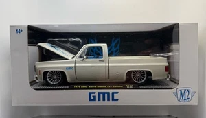 M2 Machines 1976 GMC Sierra Grande 15 - Custom R127 White 1:24 New 2025 - Picture 1 of 5