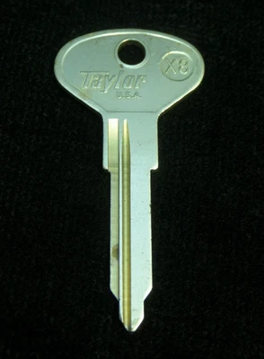 VW20 VOLKSWAGEN TIPO 4 LLAVE EN BLANCO 1968-1970 411 412 todas las cerraduras "VA" Código X8 Foto 1 de 4