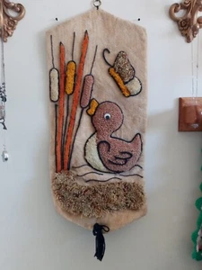 Vtg Mid Century Wall Hanging Rug Art Tapestry Ducks - Picture 1 of 5