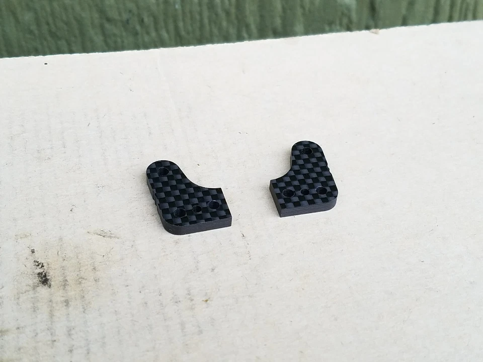  SERPENT COBRA SRX8E 1/8 BUGGY CARBON FIBER STEERING PLATE  - Image 1 of 1