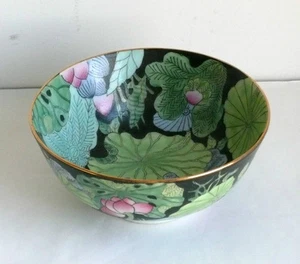 Tazón de porcelana china de colección pintado a mano nenúfares en negro - Imagen 1 de 6
