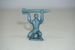 Marx Plastic Figure Mechanic Loading Missile Air Force Corps Metallic Blue - Picture 1 of 4