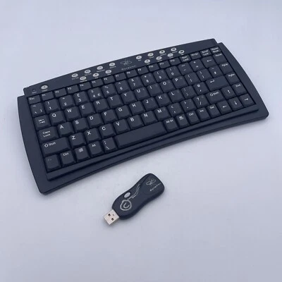 Gyration GC15CKUK UK English 2.4GHz Wireless UK English QWERTY Keyboard + USB - Image 1 of 4