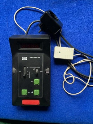 JOBO JOBOTRONIC 200 TIMER / TIMER / TIMER ESPOSIZIONE per FOTOLABORATORIO - Immagine 1 di 4