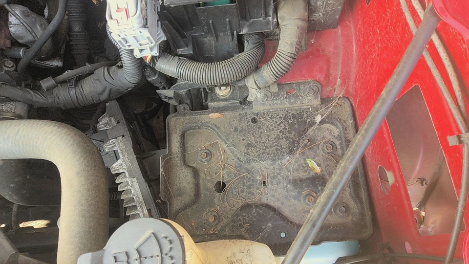 Battery Tray 14 CHEVY SILVERADO 1500 - Image 1 of 1