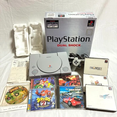 Sony PlayStation 1 PS1 SCPH-7000 Boxed Console Gran Turismo FFVII Crash Game Set - Image 1 of 4