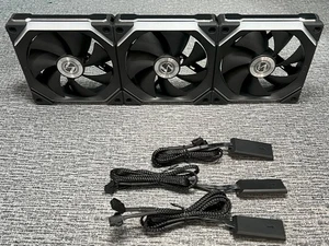 WENTYLATOR LI UNI SL120 WENTYLATORY RGB Z KONTROLEREM - CZARNY (3-PAK) - Zdjęcie 1 z 5