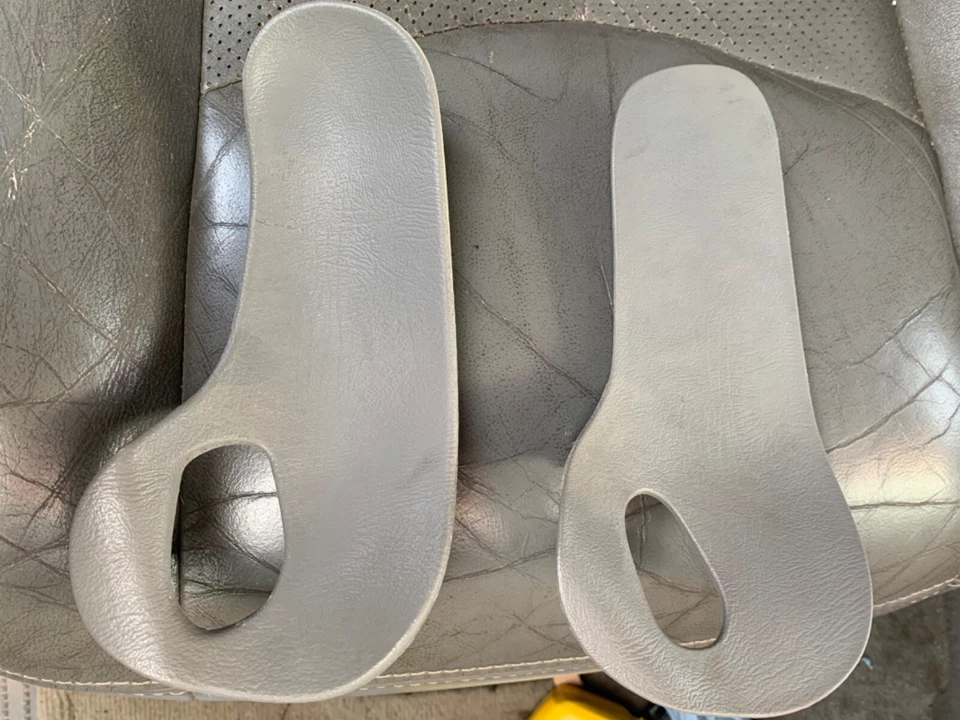 Cadillac Escalade 2002-06 pasajero puerta delantera y trasera gris manija plástico Foto 1 de 1