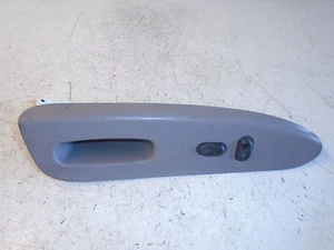 1997 Ford Escort Right Front Door Window Switch F7C6-54202A08 - Imagen 1 de 6
