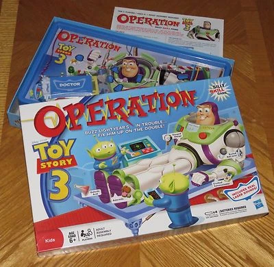 Toy Story 3 - Buzz Lightyear - OPERATION Silly Skill Game - Complete & Nice - Image 1 of 3