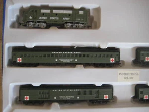 JUEGO TREN MILITAR EJÉRCITO EE. UU. F3 A LOCO Y 4 VAGONES DE PASAJEROS-MRC DCC/DC/S - Imagen 1 de 9