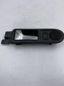Manija puerta interior trasera izquierda volkswagen 1j4839113c - Imagen 1 de 3