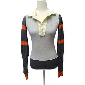 Free People Rugby Pullover Gr. S 1/4 Knopf Kragen Streifen Wollmischung grau rot - Bild 1 von 10