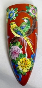 Antiguo bolsillo de pared japonés Tatiko pintado a mano floral y loros - 1922 - Imagen 1 de 9