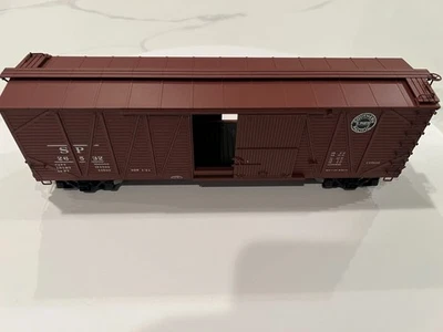 Atlas O Scale 2-rail Southern Pacific #26532 USRA Single-Sheathed Boxcar 7455-5 - Image 1 of 4