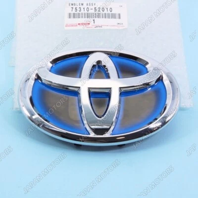7531052010 OEM Genuine New Toyota Front  Radiator Hybrid Emblem PRIUS C 2012-15 - Image 1 of 4