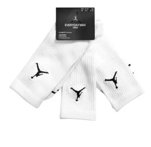 Nike Jordan Basketball Crew Socks 3 Pack White Black Logo SMALL 2-5 OFFICIAL - Picture 1 of 6