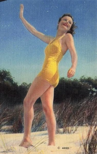 LINEN RISQUE PIN-UP POSTCARD PRETTY WOMAN INYELLOW SWIMSUIT 110325 U - Picture 1 of 2