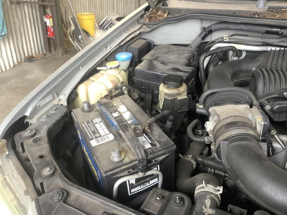 Fuse Box Engine VIN A 4th Digit VQ40DE Fits 08-09 XTERRA 4562964 - Image 1 of 1