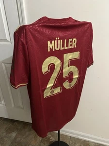 Thomas Muller Bayern 125 Year Anniversary Jersey Red Us Size Medium - Picture 1 of 9