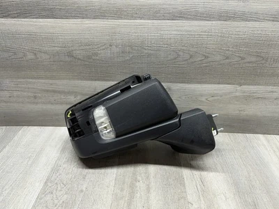 Оригинальное дверное зеркало для правой камеры Chevrolet Silverado 2019-2025 годов выпуска 16-контактное повреждение (9) - Изображение 1 из 4