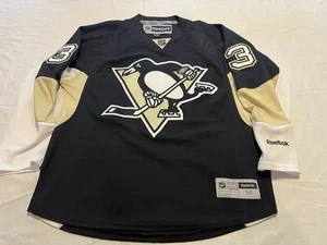 Maglia Premier Pittsburg Penguins Olli Maatta #3 Reebok NHL Home nera taglia M - Foto 1 di 14