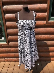 Sommerkleid Gr. 14 R&K Originals schwarz/weiß Blumen ausgestellter Rock verstellbare Träger - Bild 1 von 11