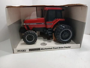 Ertl Case IH 7150 Magnum Tractor With Duals 1/16 Scale 1992 Special Edition  - Picture 1 of 8