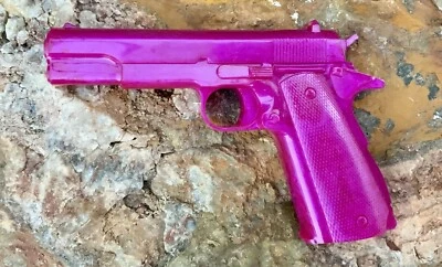 Pistola Rosa Arte Púrpura Pistolas Objetos de Arte Pistola Modelo Resina Pistola de Imitación Magenta Foto 1 de 4