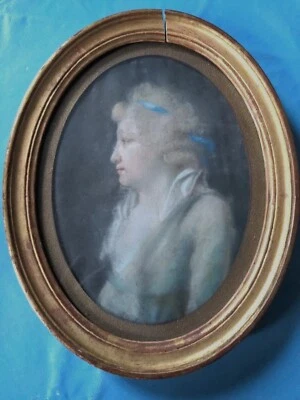 PASTEL XVIIIème PETIT PORTRAIT PROFIL COMTESSE DE L...à 38 ans Peint par D... - Photo 1/4