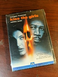 KISS THE GIRLS DVD WERKSEITIG VERSIEGELT MORGAN FREEMAN ASHLEY JUDD - Bild 1 von 3