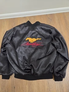 VINTAGE TAYLOR EMBROIDERED FORD MUSTANG LOGO SATIN BUTTON UP JACKET SIZE LARGE - Picture 1 of 8