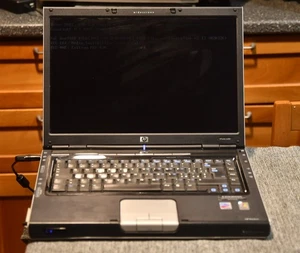 notebook pc portatile HP Pavillon DV 4000 XP - Foto 1 di 5