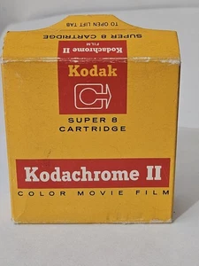 Cartucho de película Super 8 Kodak Kodachrome II sin abrir Ka464- 1972 - Imagen 1 de 5