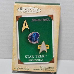 2004 Hallmark Andenken Ornament Star Trek Miniatur Abzeichen 3er Set - Bild 1 von 12
