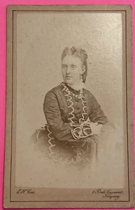 Vestido con volantes de la era de la Guerra Civil victoriana tarjeta foto CDV Torquay - Imagen 1 de 7