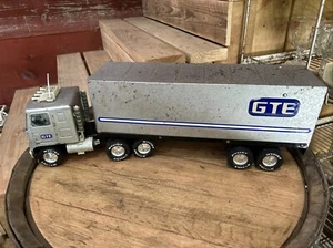 70s Vintage Nylint Cadet GMC 18-Wheeler Pressed Steel Semi Truck, GTE Silver 913 - Picture 1 of 15