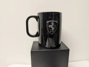 ESSENTIAL MUG 3D SHIELD BLACK ( 270090838 ) - Bild 1 von 3