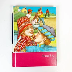 Childcraft The How and Why Library Volume 8 About Us Vintage 1989 Book - Picture 1 of 6