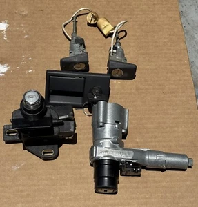 Mercedes W124 Sedan Coupe Lockset 300E 260E 300CE 86 87 88 89 Ignition Switch - Picture 1 of 1