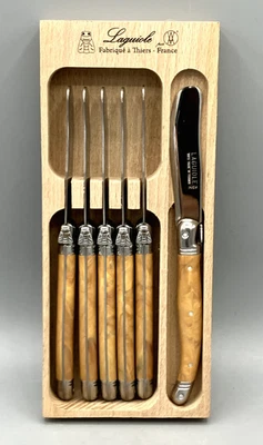 Juego de 6 cuchillos de mantequilla de acero inoxidable Andre Verdier en caja de madera Laguiole Francia Foto 1 de 4