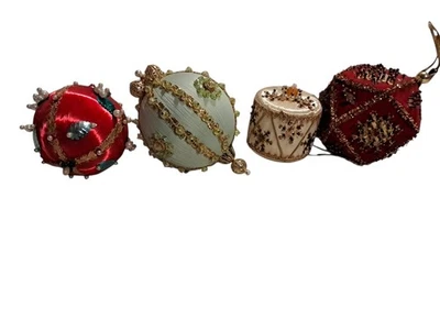 Lote De 4 Adornos Push Pin De Colección Foto 1 de 4